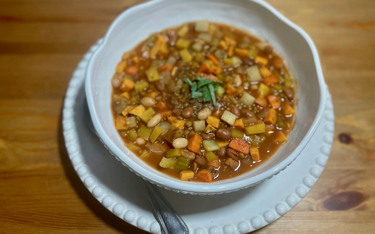 Seasonal Vegetable Soup